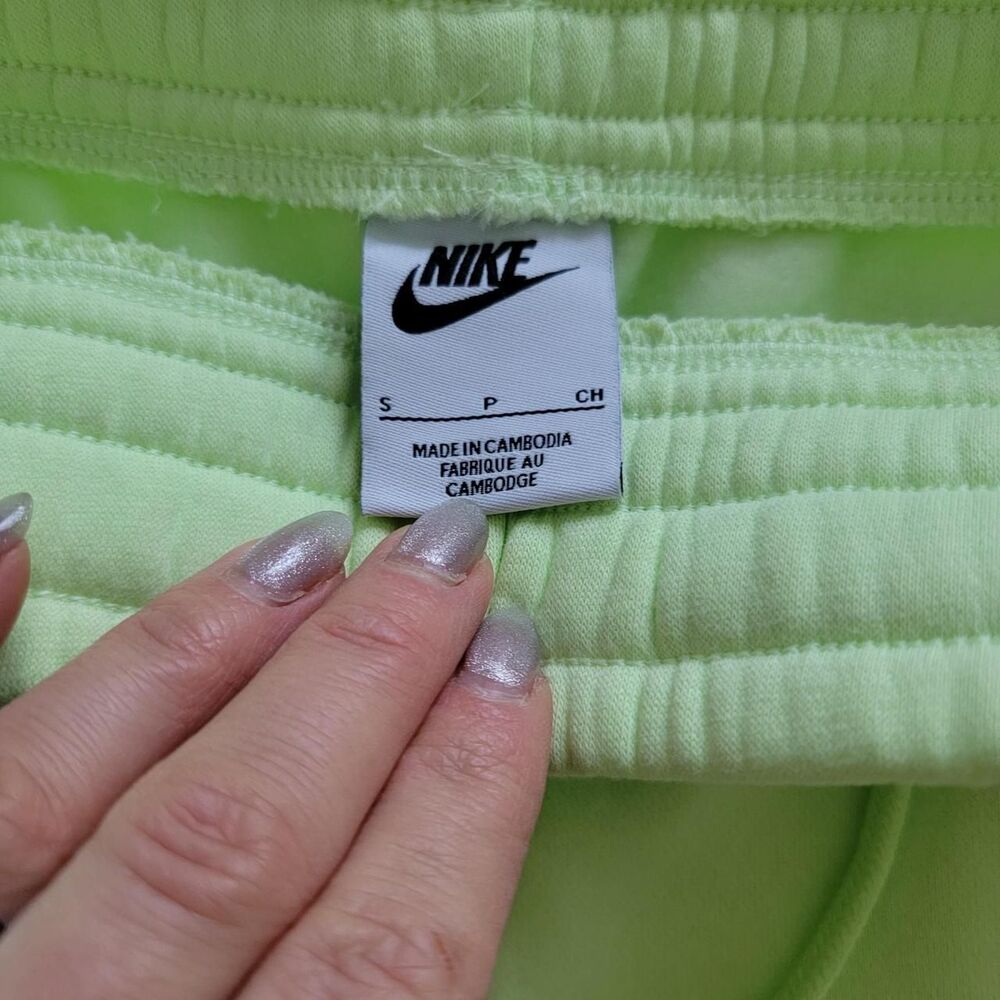 NWT NIKE WOMEN'S SWEAT SHORTS IN NEON GREEN - Picture 8 of 8